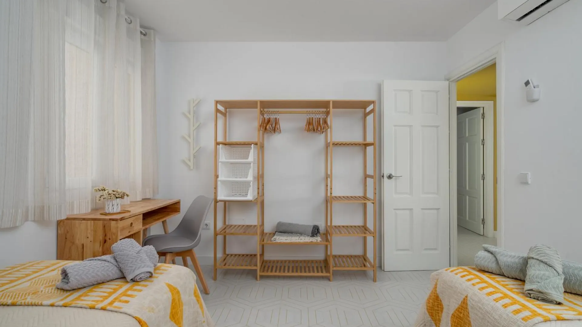 אסטפונה Terra By La Pita - Central Premium Apartment With Parking