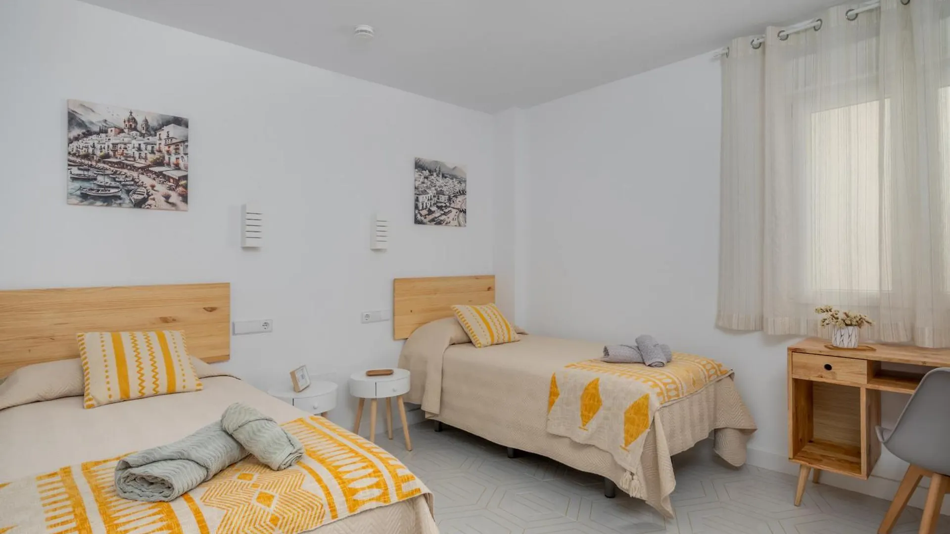 אסטפונה Terra By La Pita - Central Premium Apartment With Parking ספרד